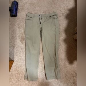 lululemon athletica Men's Khaki ABC pant